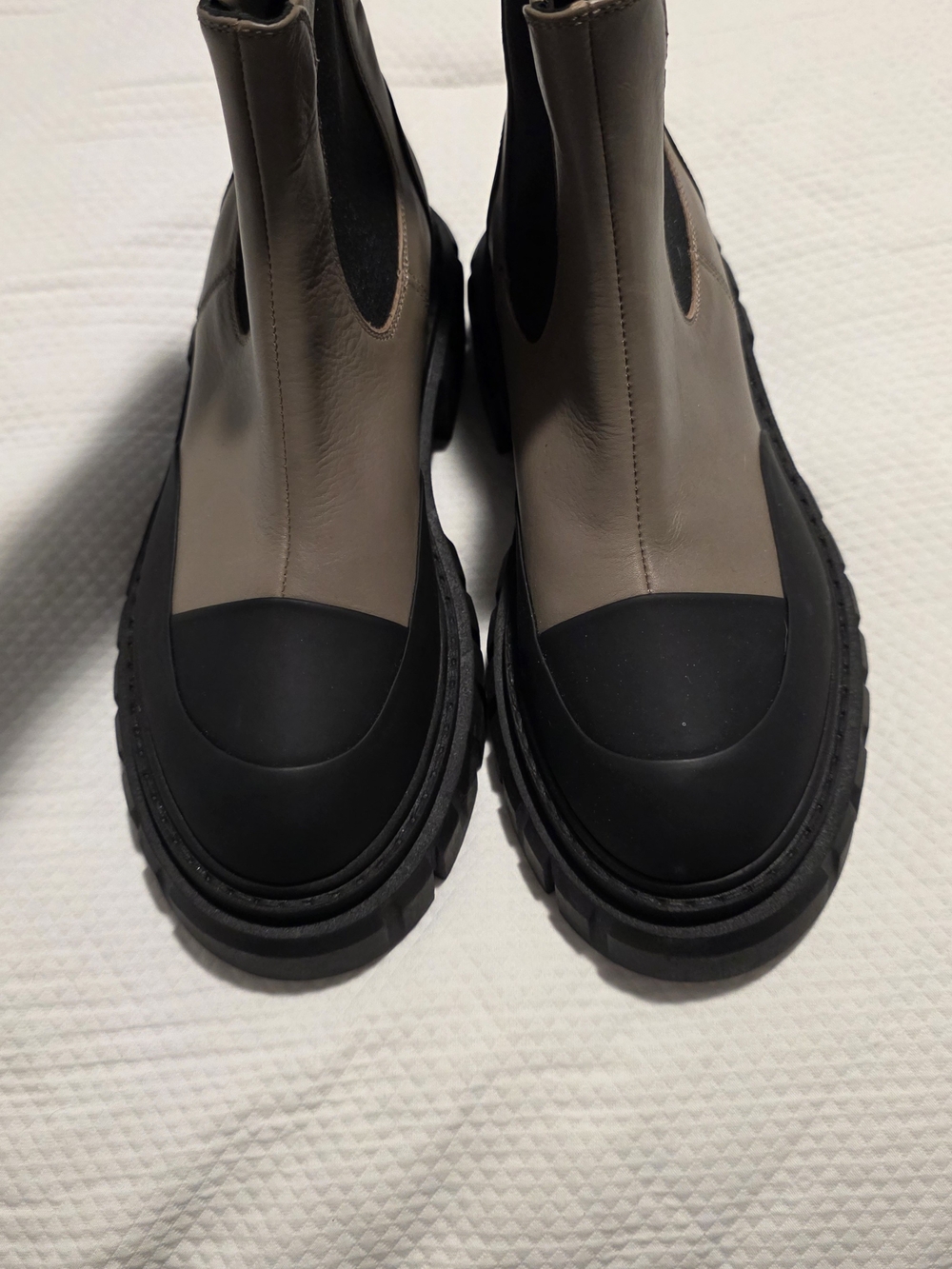 La CANADIENNE Taupe and Black Chelsea Lug Boots